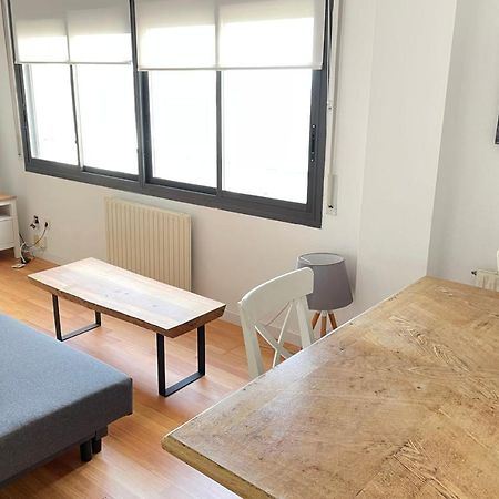 Apartment With Sea Views Next To The Beach Of Mar Bella Barcelona Kültér fotó