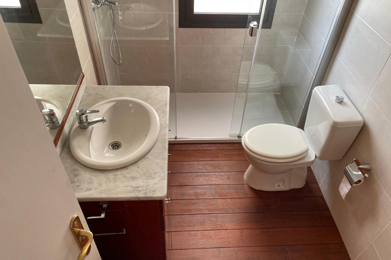 Apartment With Sea Views Next To The Beach Of Mar Bella Barcelona Kültér fotó
