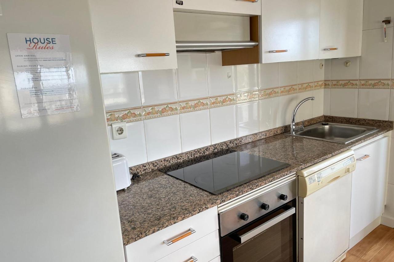 Apartment With Sea Views Next To The Beach Of Mar Bella Barcelona Kültér fotó